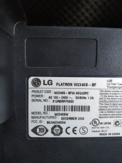 W2346S-BF: Strzelony kondensator SL6KV 5D, krótkotrwałe podświetlenie i pisk po wymianie