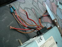 Jak podłączyć stare radio Grundig w Tico? Kable i podstawy elektryki