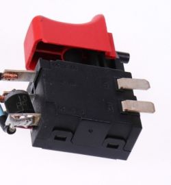 Niedziałający wyłącznik w wkrętarce Bosch GSR 14,4 V-Li - jak naprawić?