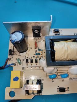 Bosch 18V-40 Charger - Identifying Damaged PCB Components, Transistor W1A, Resistor Values