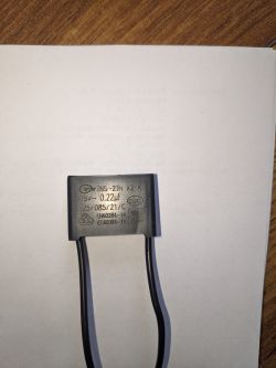 Kondensator do myjki ciśnieniowej 275V 0.22 µF - różnica 25/085/21/C i 40/085/21/C