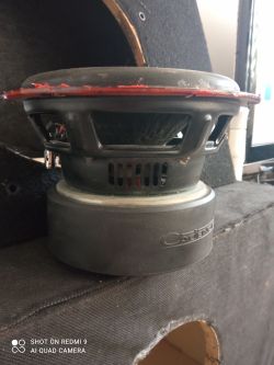 Dobór optymalnej skrzyni dla głośnika Cadence 20cm z wzmacniaczem JBL gto 1201.1