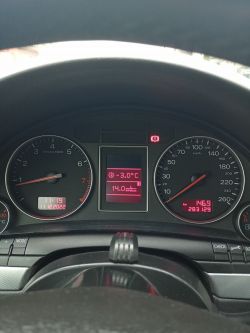 Witam mam problem z błędem - - 18057 P1649 4689 CAN data bus, ABS - brak sygnału > moduł ABS, prz