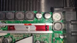 Jak sprawdzić ile ten wzmacniacz może mieć watów?