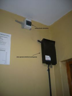 Jak zlikwidować stare głowice telefoniczne Orange na klatkach - zgoda operatora?