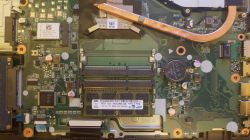 Acer Aspire E5-573 DA0ZRTMB6D0 REV-D: Brak reakcji wyświetlacza i zimny CPU po uruchomieniu