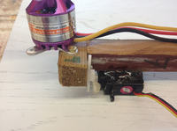 Jak małym kosztem zbudować swój własny Tri-Copter