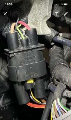 VW Golf VII 1,5 Tsi 2019 rok - nie działa wentylator chłodnicy - kolory przewodów instalacji