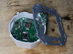 Interior of AVATTO N-WOT10-EU-W Electrical Socket Interior of AVATTO N-WOT10-EU-W electrical socket with visible PCB layout.