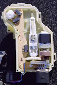 Audi TT 1999 - Programowanie alarmu przy otwieraniu kluczykiem