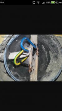 Zdjęcia najlepszych i najgorszych instalacji elektrycznych.