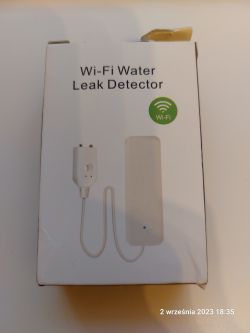 Wi-Fi water leak detector packaging from AliExpress.