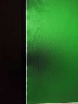 SAMSUNG UE40K5500AW - Przyciemniony ekran z plamami SAMSUNG UE40K5500AW - Przyciemniony ekran z plamami