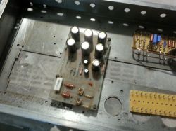 dwukanałowy lampowy wzmacniacz gitarowy 50W dwukanałowy lampowy wzmacniacz gitarowy 50W