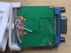 Wnętrze trzech różnych przejściówek Mini Display Port na VGA Wnętrze trzech różnych przejściówek Mini Display Port na VGA