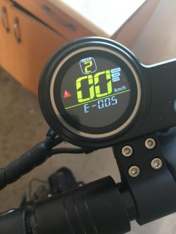 Beeper Road Max FX10 - Co oznacza kod błędu E-0005?