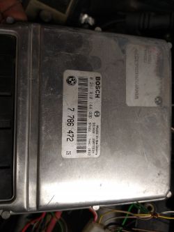Szukam pin out sterownika silnika do BMW e39 - zdjęcia w załączniku