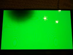 Samsung SM-J730F - Ciemna plama na ekranie, co to może być?