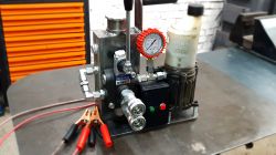 Agregat hydrauliczny 12V Z pompy wspomagania Zafira