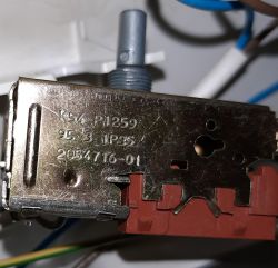 Electrolux ER3309B chłodziarko - zamrażarka termostat do zamrażarki