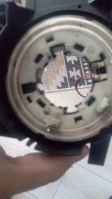 Ustawianie znaków na 0 przy wymianie taśmy Airbag w Scenic 2 - Jak to zrobić?