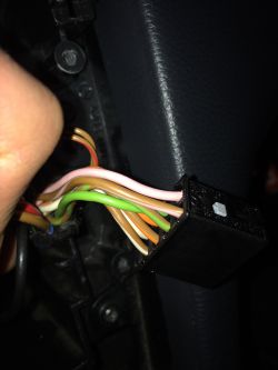 Mercedes radio 2 din - Jak pozamieniać piny aby radio działało ?