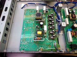 NEC 57" MultiSync LCD5710 - wyłącza się po 30 minutach