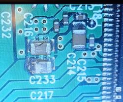 XBOX ONE - Prośba o identyfikację kondensatorów w napędzie