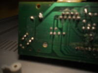 Jaka wartość rezystora R2 w konsoli TV Bos-3300A?