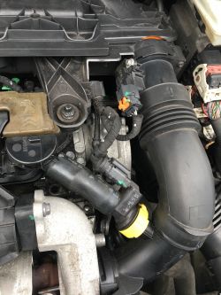 Peugeot 308 II silnik HDI 1,6 92 KM czujnik ciśnienia doładowania