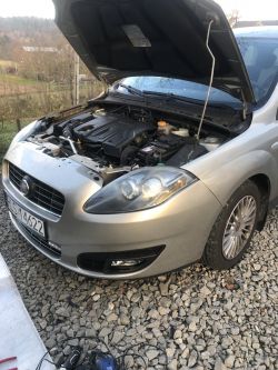 Fiat Croma 2009 rok - podłączenie przeciwmgielnych świateł