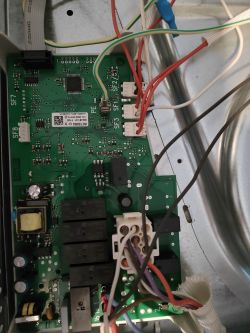 Amica ED87669BA+-typ WiFi (typ 12263.3eTtviKDpsJVS) - po wybraniu opcji nie włącza grzałek
