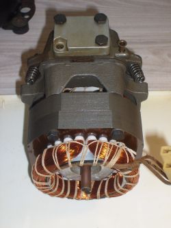 Konstrukcja wewnętrzna sprężarki chłodniczej EDA SH-1,0