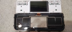 Rozdzielony panel LCD z digitizerem po demontażu z urządzenia
