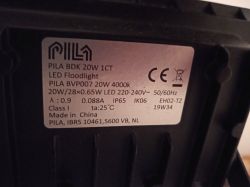 Problem z odłączenie lampy LED do SONOFF Mini [świeci po "wyłączeniu"]