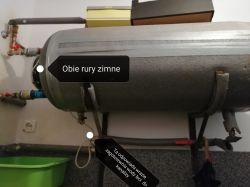 Instalacja C.O grzejniki ciepłe woda z boliera zimna