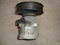 pompa wspomagania golf 3 1.6 benzyna 95 rok