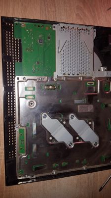 PS3 FAT - Jak naprawić uszkodzony port USB bez profesjonalnego lutowania?