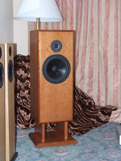 Wybór kolumn Tonsil Maestro II 130 czy 180 do pokoju 16m2?
