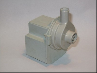 Dziwny "silniczek" - przepalony (jak nawinąć?)