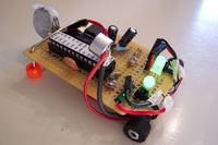 Prosty, miniaturowy robot dla początkujących amatorów elektroniki Prosty, miniaturowy robot dla początkujących amatorów elektroniki