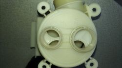 Zmywarka Hotpoint Ariston LSFF8M117 - rozsypany zawór trójdrożny