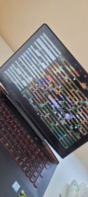 Artefakty na ekranie Lenovo y-700 po 15-20 min użytkowania: taśma matrycy, RAM?
