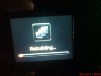 Creative Zen zatrzymuje sie na napisie rebuilding