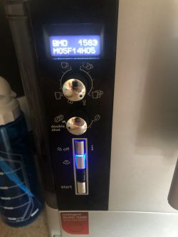 Ekspres Siemens EQ 5 TE503201RW/12 CTES32 - komunikat: usterka kontakt serwis