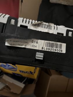 Audi A3 8L '98: Czy kodować kluczyk i licznik przy wymianie na VDO?