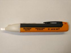 NIEBEZPIECZNY tester AC wskaźnik - detektor napięcia - czujnik - recenzja