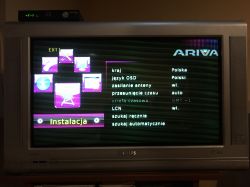 CRT Philips 32PW9520/12 - Po kilku minutach pojawiają się poziome paski.
