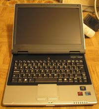 Rozpoznanie modelu i prawdziwego producenta laptopa
