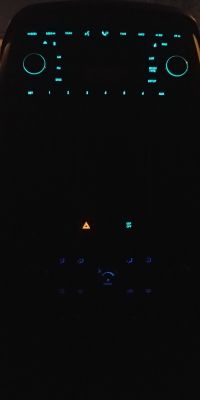 Dodge Grand Caravan 2008 - Wymiana zarowek podswietlenia sterowania nawiewu